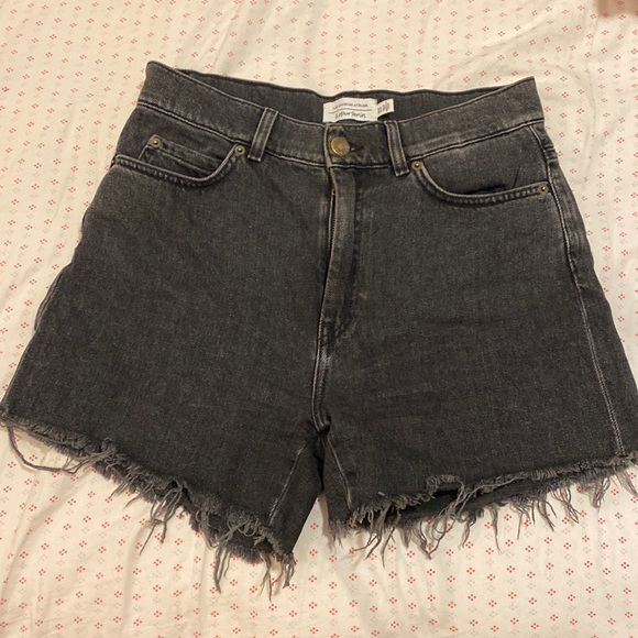 & Other Stories Pants - & Other Stories Black High Waisted Frayed Hem Denim Shorts